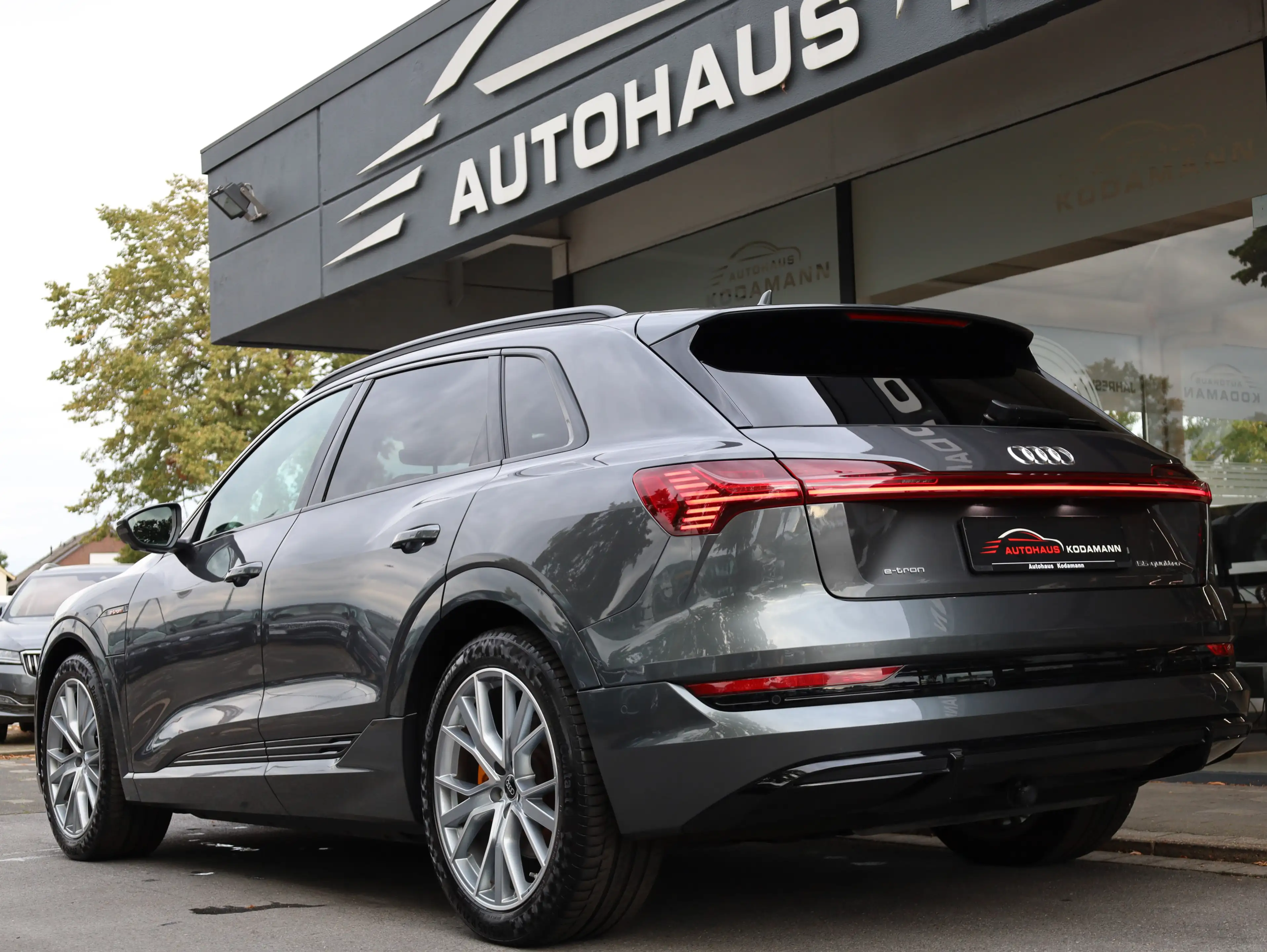 Audi e-tron 55 quattro S-Line*Kamera*ACC*HUD*AHK*21 — photo 11