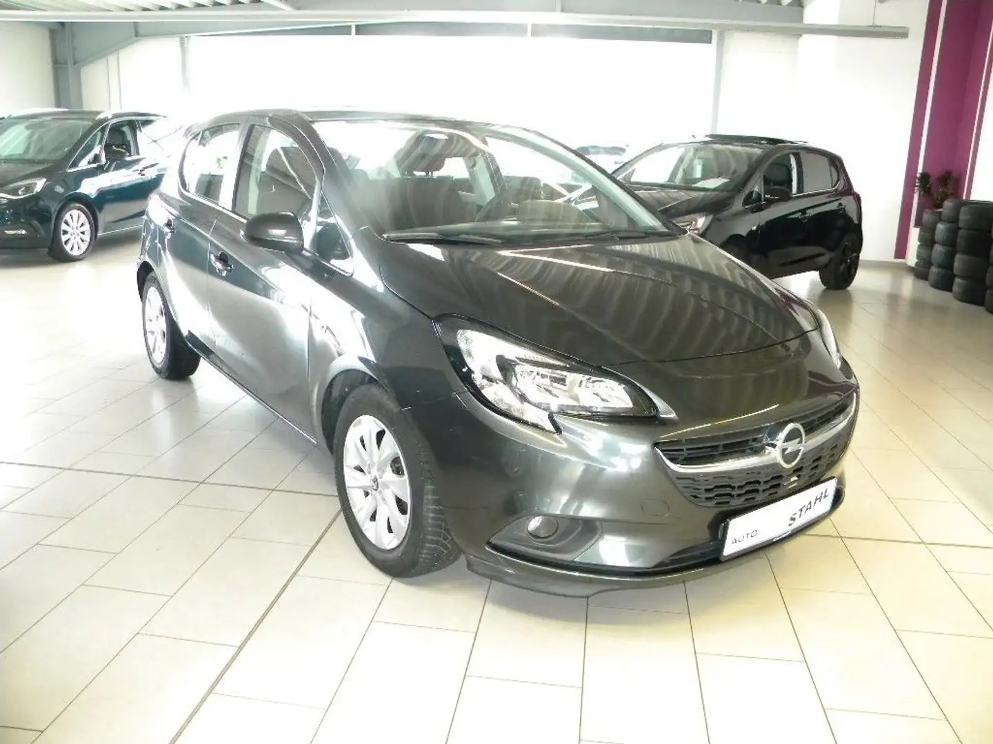 Opel Corsa E Edition siva - 2