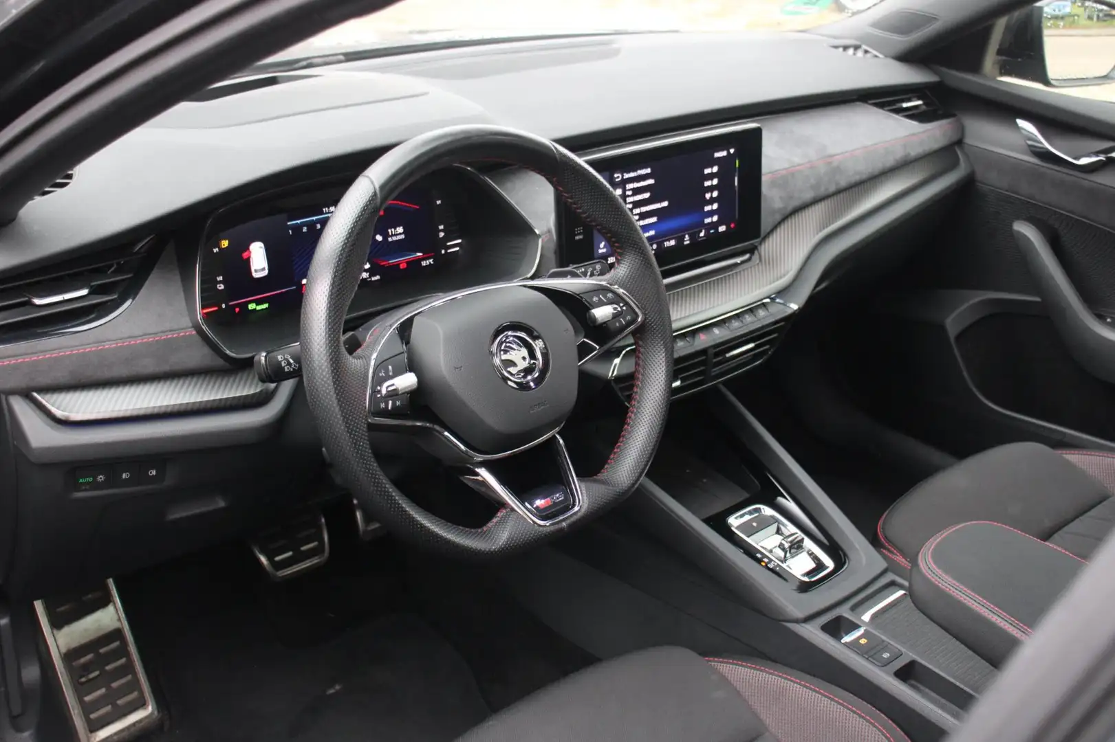 Skoda Octavia Combi 1.4 TSI RS iV PHEV - PANORAMADAK, ACC, CAMER Gris - 2