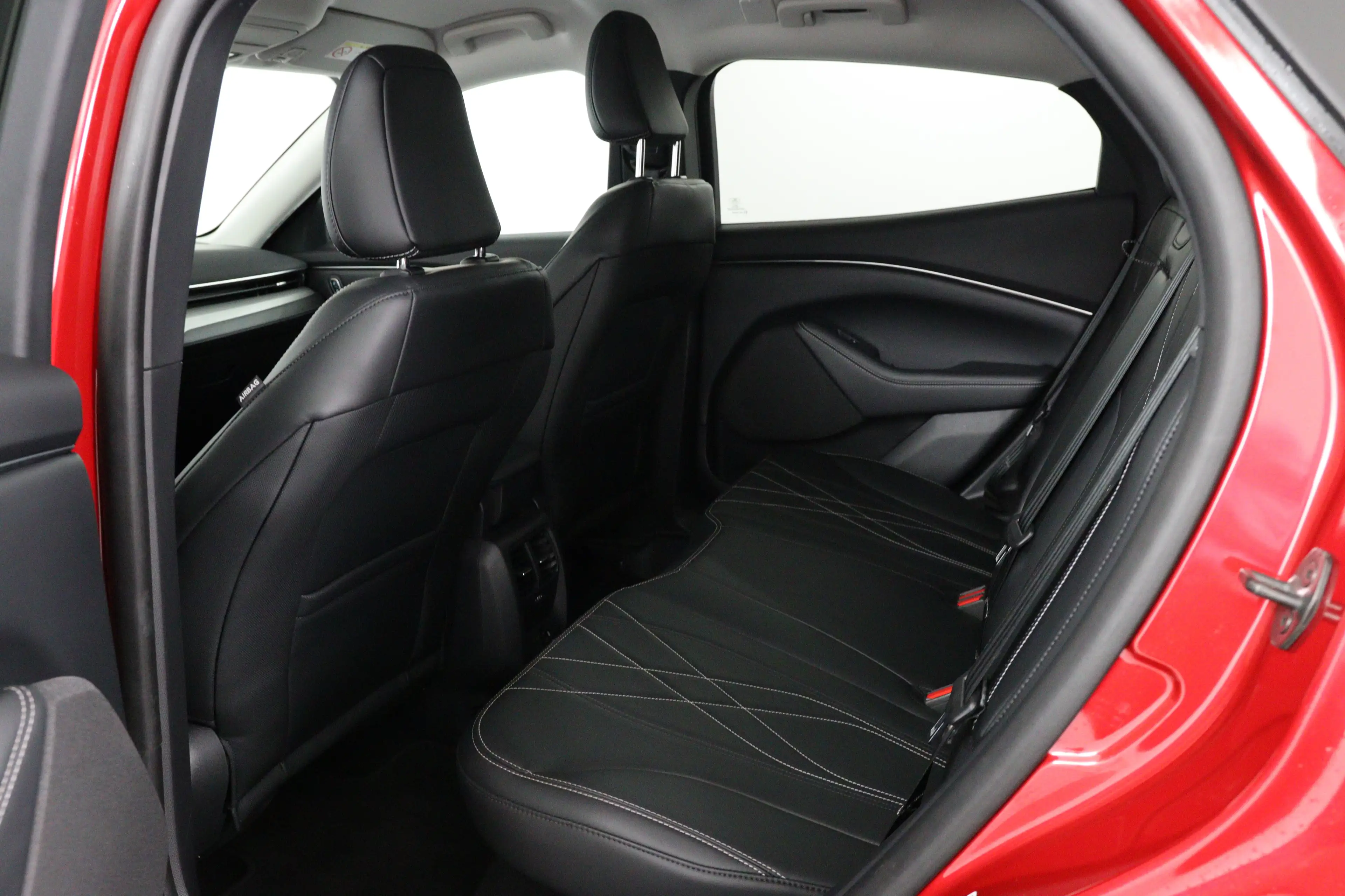 Ford Mustang Mach-E RWD 75 kWh | Dealer Onderhouden! | 1e Eigenaar! | — photo 29