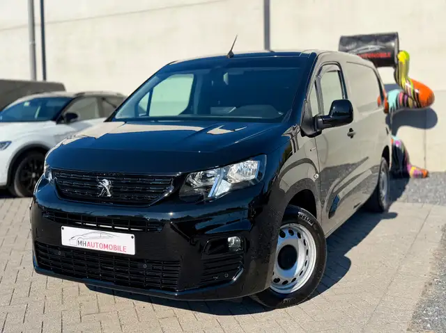 Peugeot Partner 1.5 BlueHDi L2 Long Chassis 3 Places