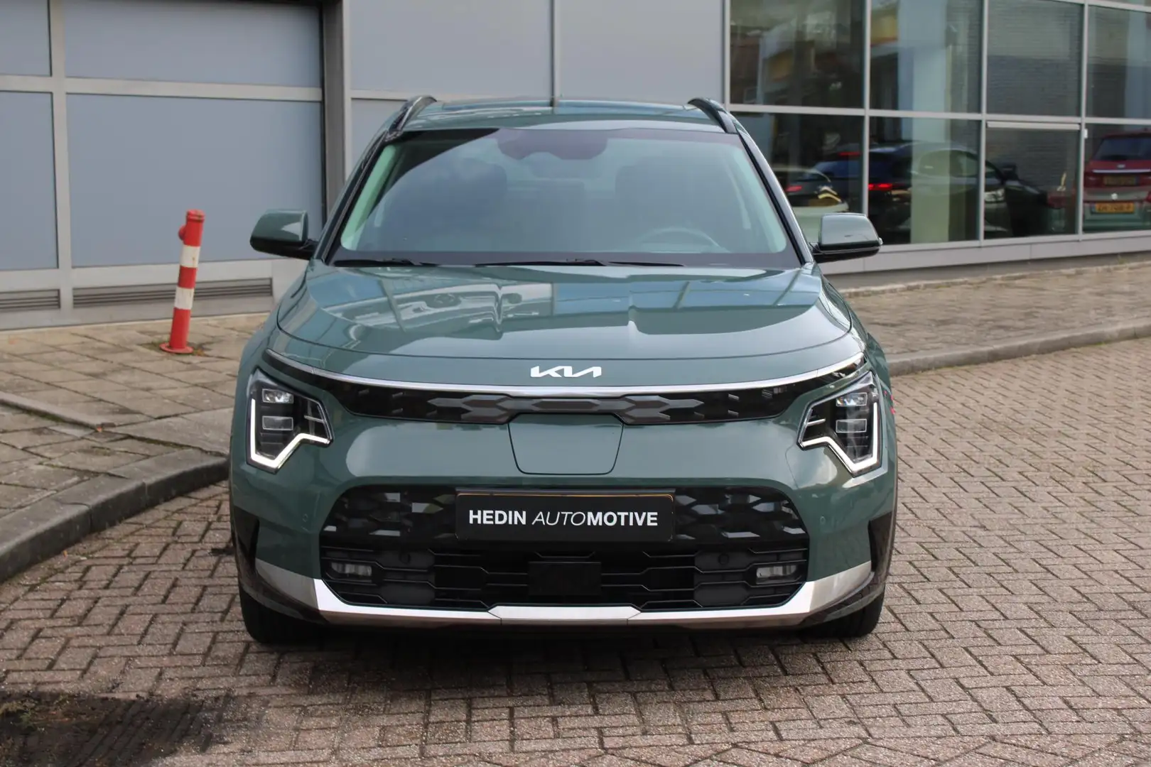 Kia e-Niro EV Executive 64.8 kWh l Open dak | Leder | Head Up Groen - 2