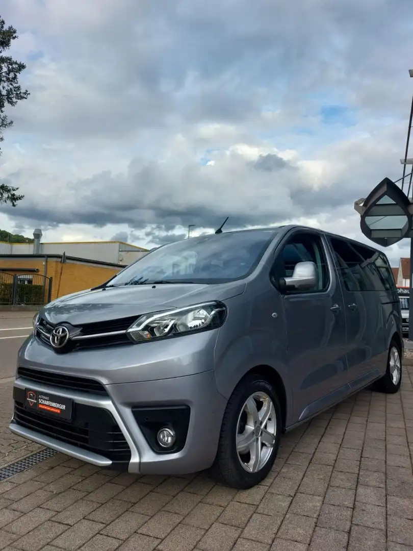 Toyota Proace Verso L1 Team Deutschland+8fach+NAV+ Silber - 1