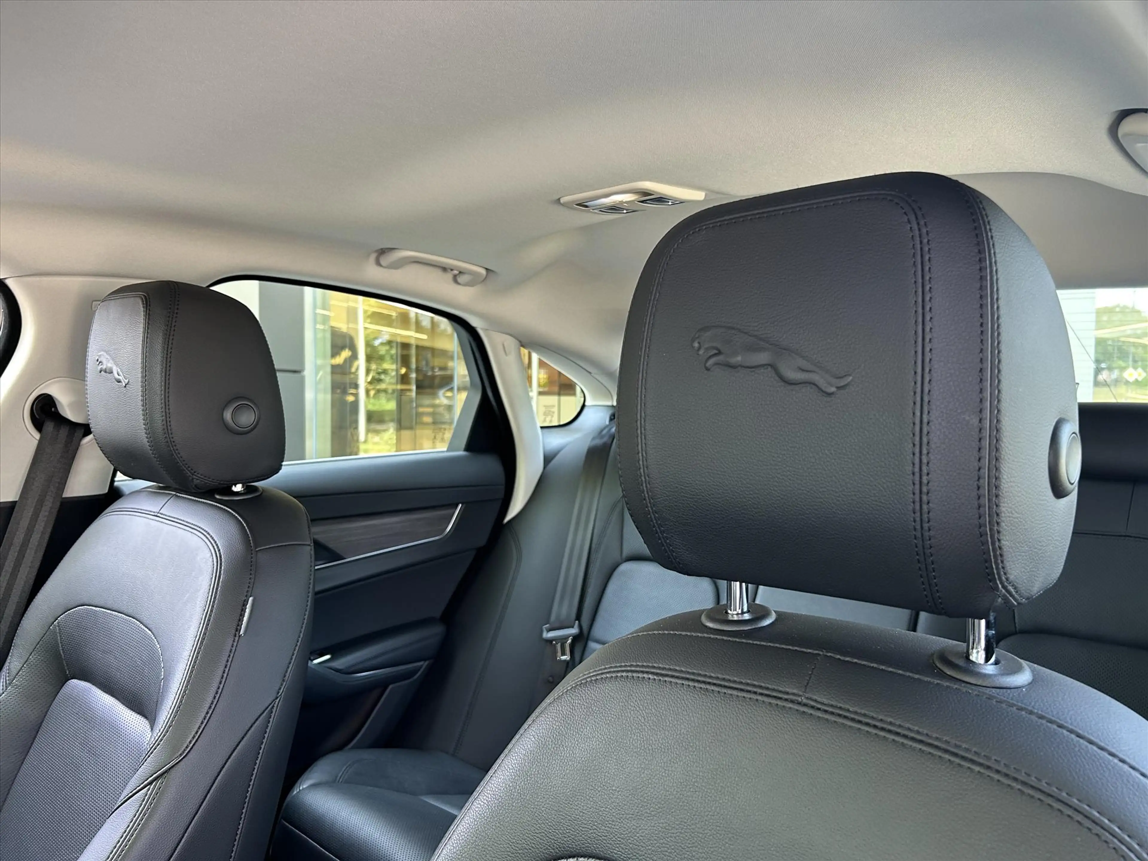 Jaguar XF 2.0 P250 RWD S | Leder | 1e Eigenaar | APPROVED 24 — photo 14