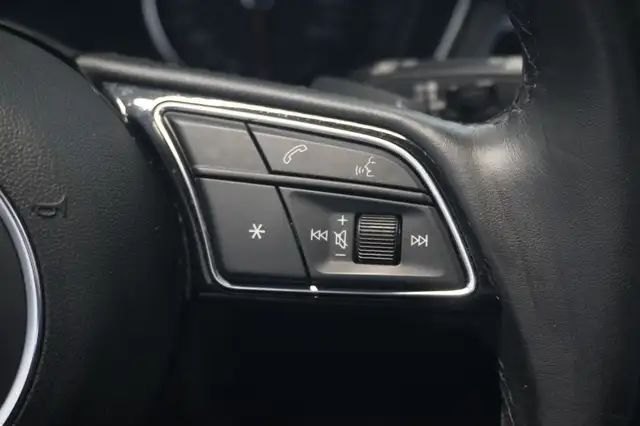 Audi A4 view 13
