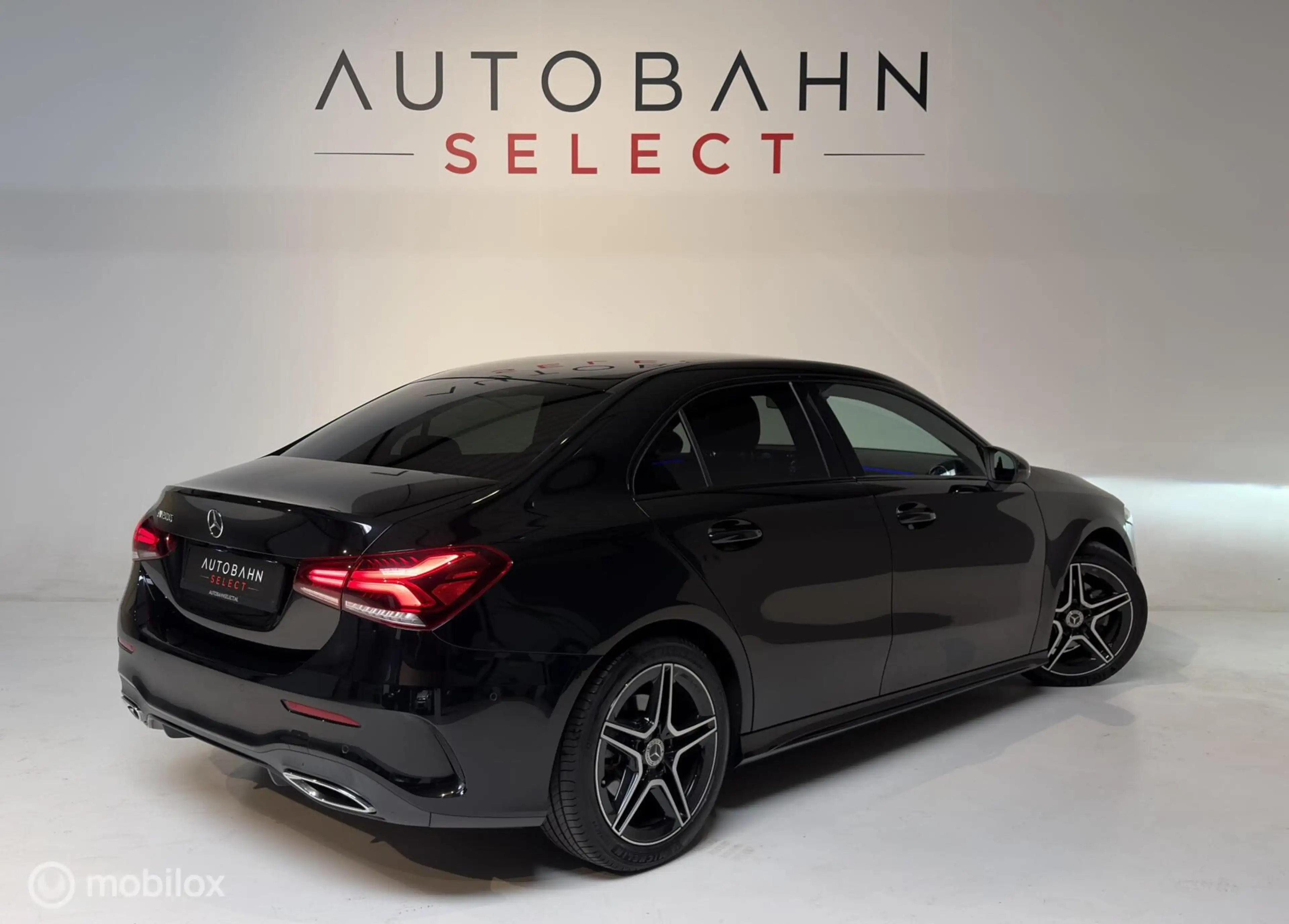 Mercedes-Benz A 200 Business Solution AMG — photo 2