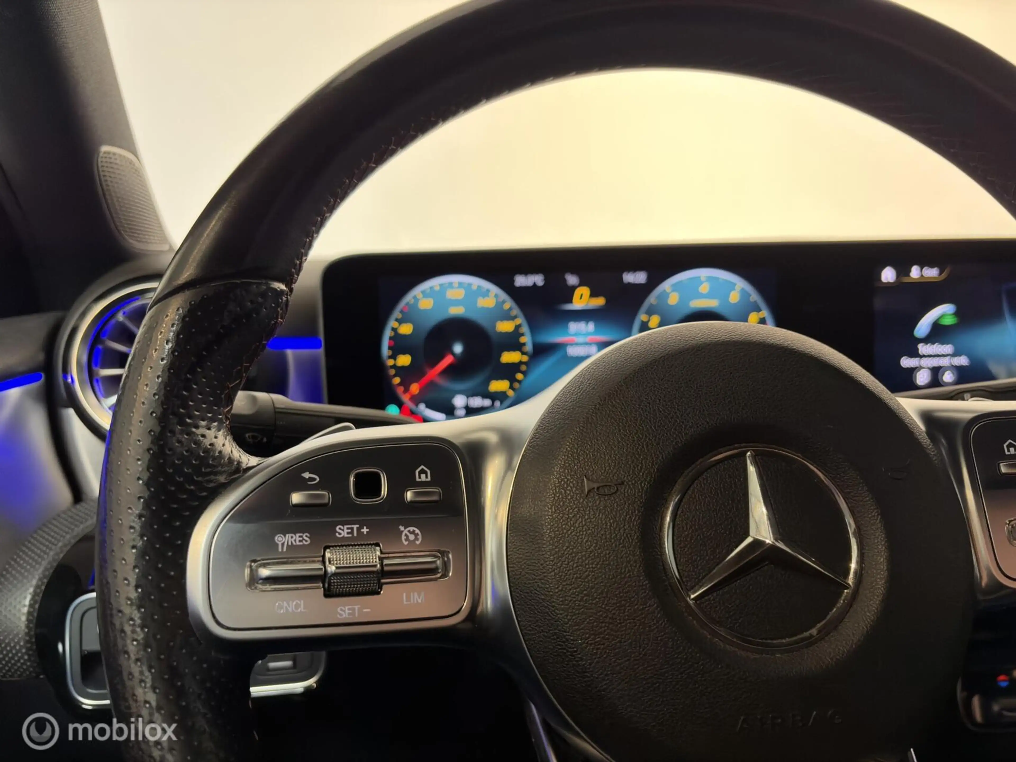 Mercedes-Benz A 200 Business Solution AMG — photo 12