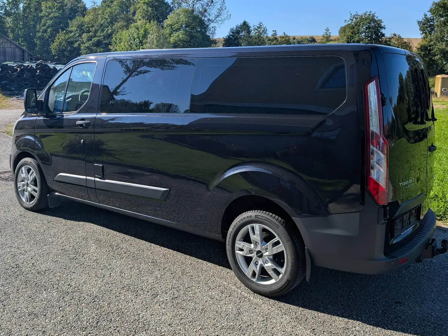 Ford Transit Bus Schwarz - 1
