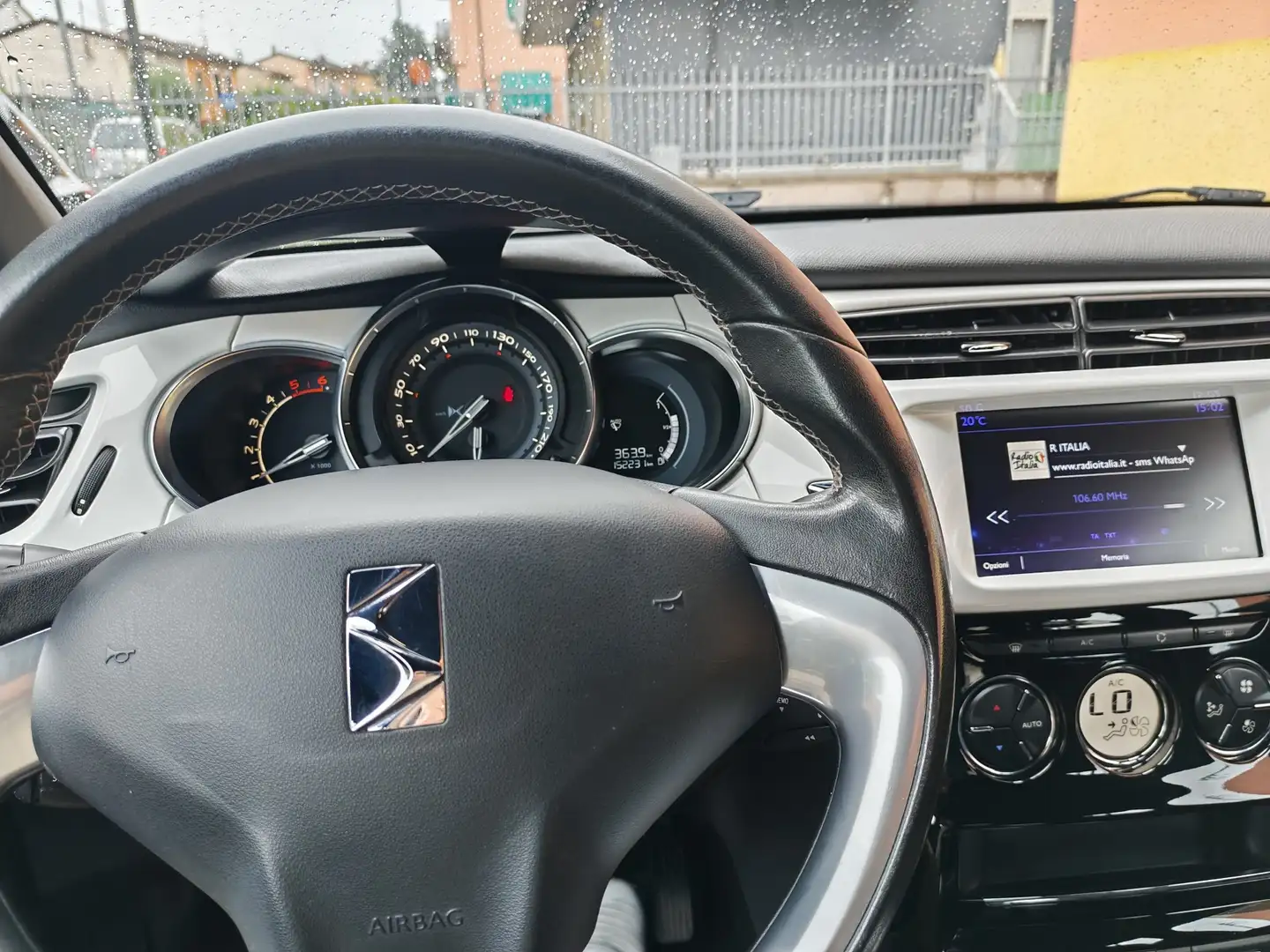 DS Automobiles DS 3 DS3 1.6 bluehdi Chic 75cv my16 - 2