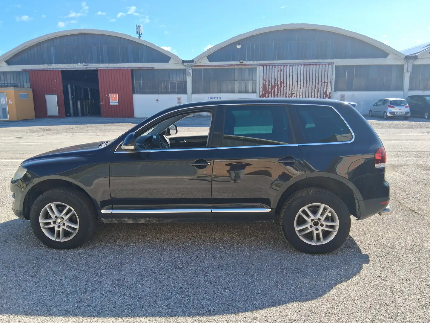 Volkswagen Touareg Touareg I 2003 2.5 tdi R5 Exclusive Noir - 1