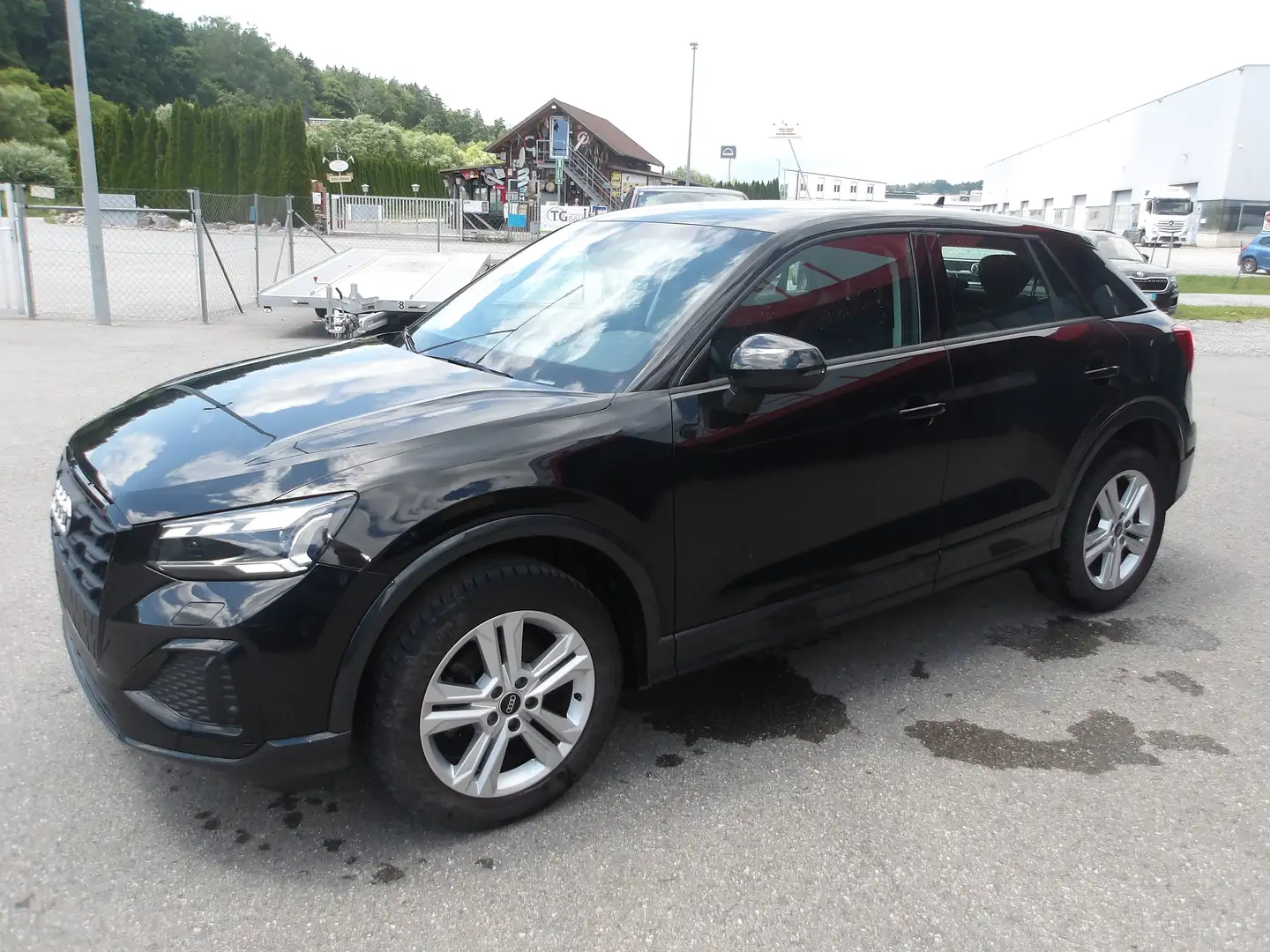 Audi Q2 30 TFSI advanced *MATRIX*RFK* Schwarz - 1