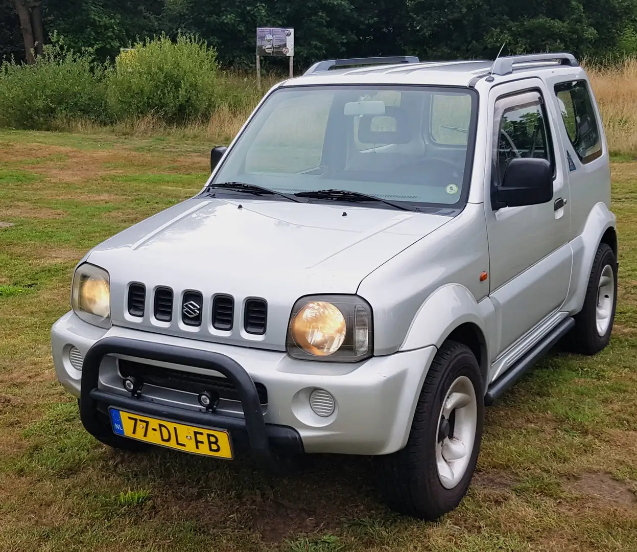 Suzuki Jimny 1.3 JLX 4WD automaat Zilver - 1