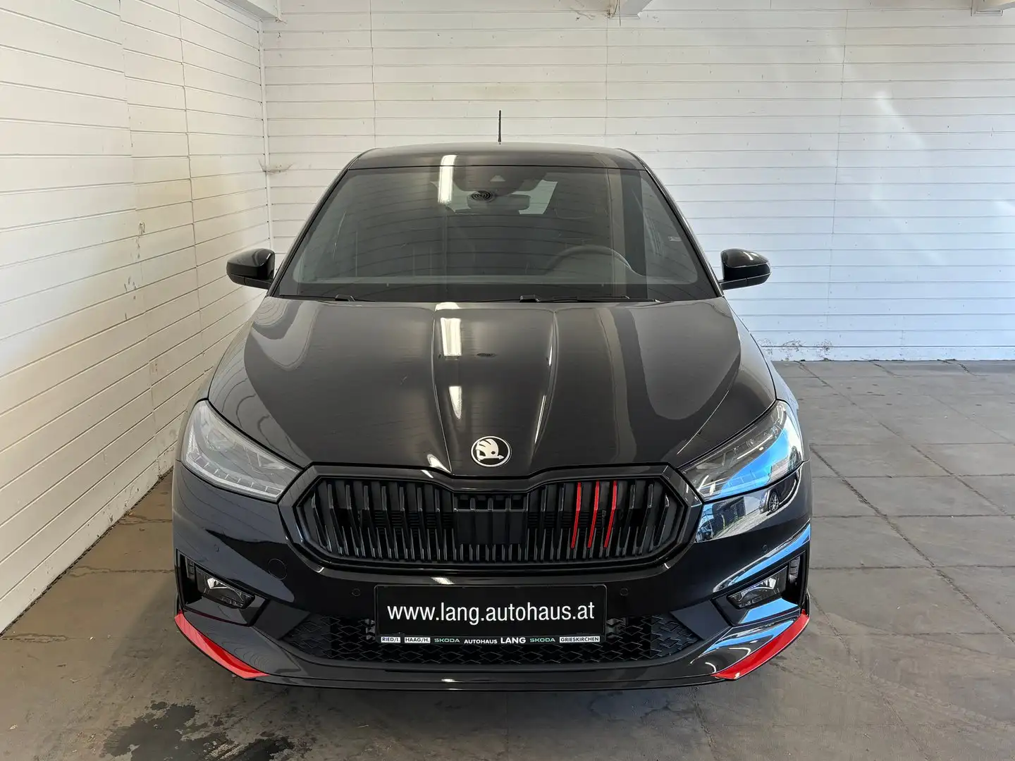 Skoda Fabia 130 Schwarz - 2