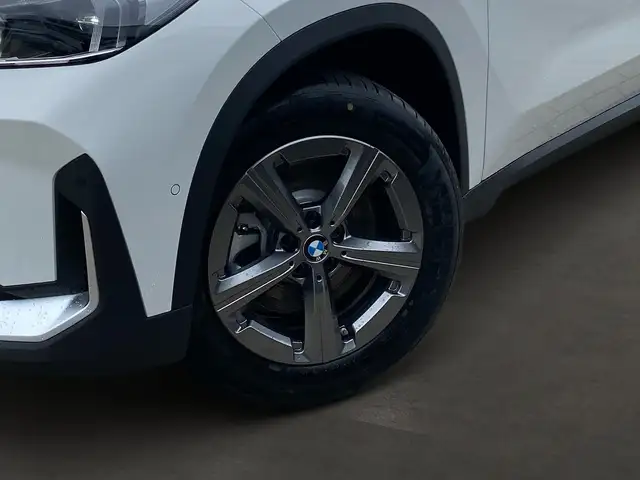 BMW X1 view 6