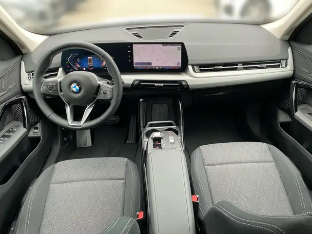 BMW X1 view 10