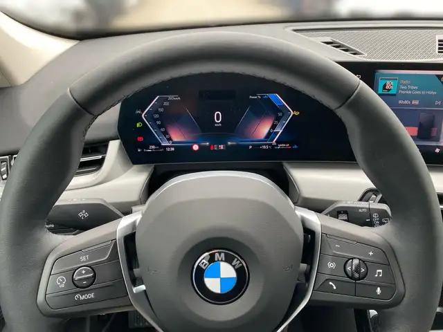 BMW X1 view 8