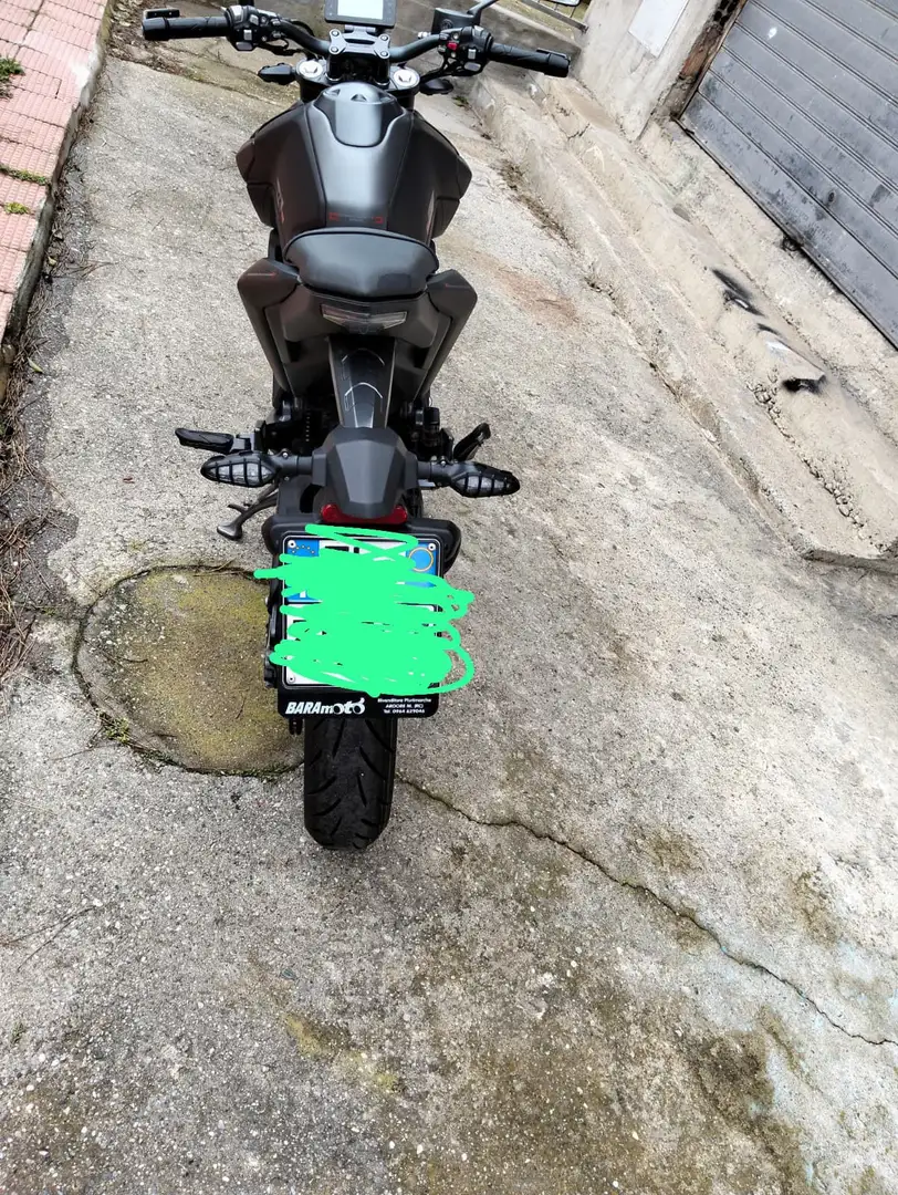 Zontes 125 U Negro - 1