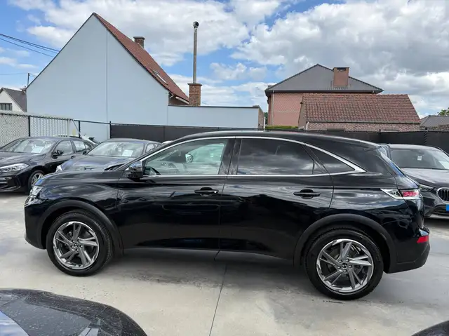 DS Automobiles DS 7 Crossback view 8