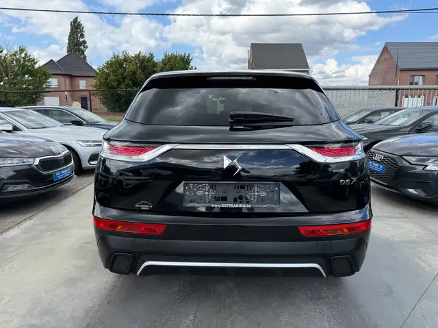 DS Automobiles DS 7 Crossback view 6
