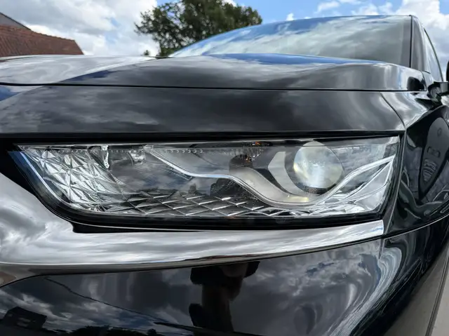 DS Automobiles DS 7 Crossback view 11