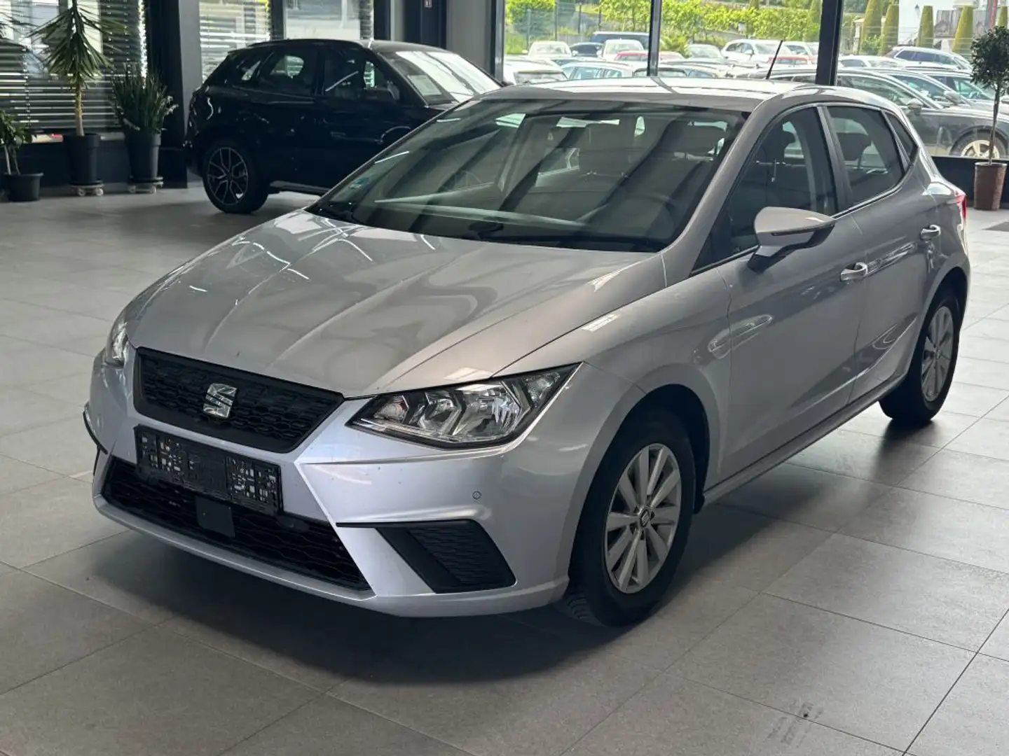 SEAT Ibiza 1.6 TDI S&S Style - 1