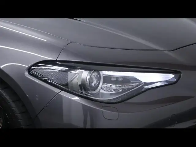 Alfa Romeo Giulia view 8