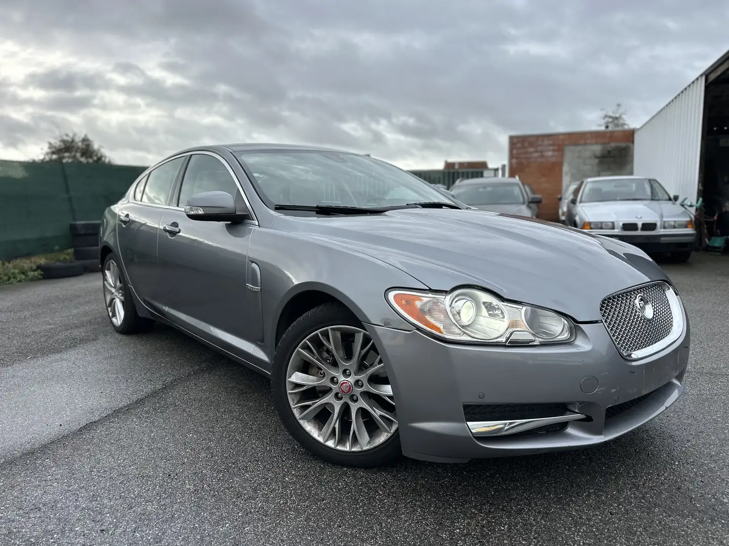 Jaguar XF 2.7 V6 Diesel Premium Luxury - 2