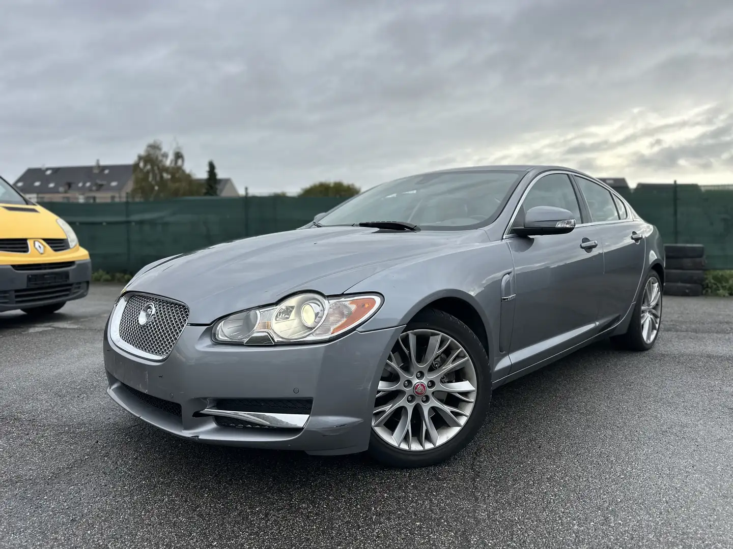 Jaguar XF 2.7 V6 Diesel Premium Luxury - 1