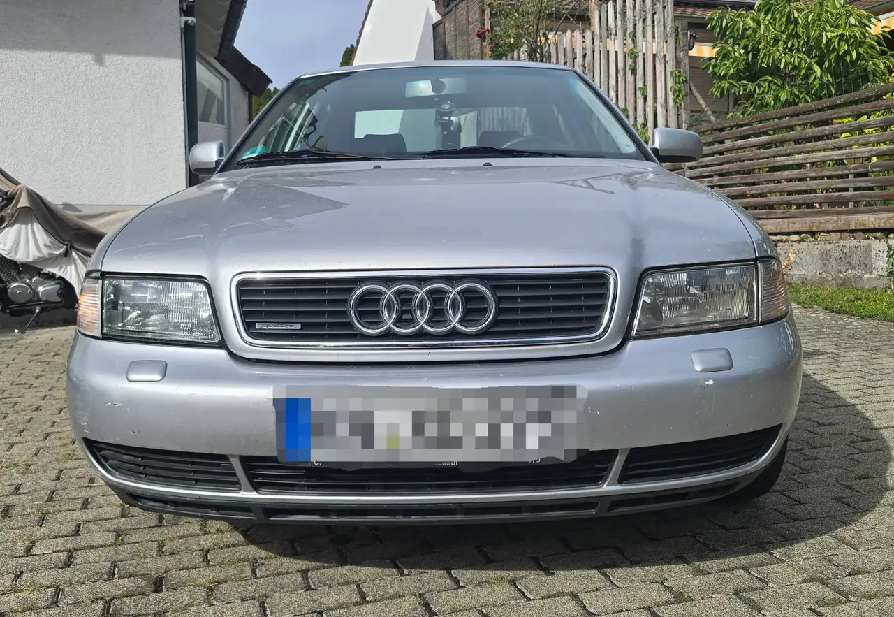 Audi A4 2.8, foto 2