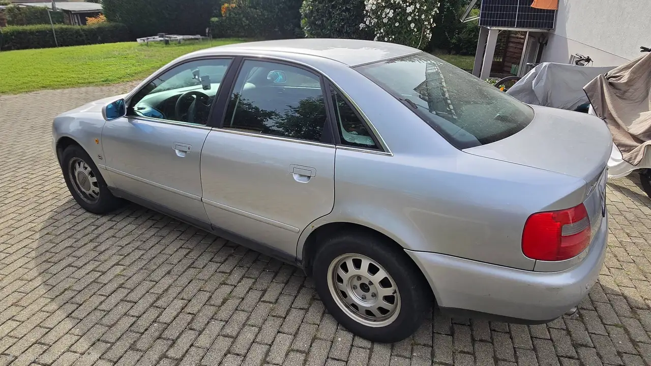 Audi A4 2.8, foto 5