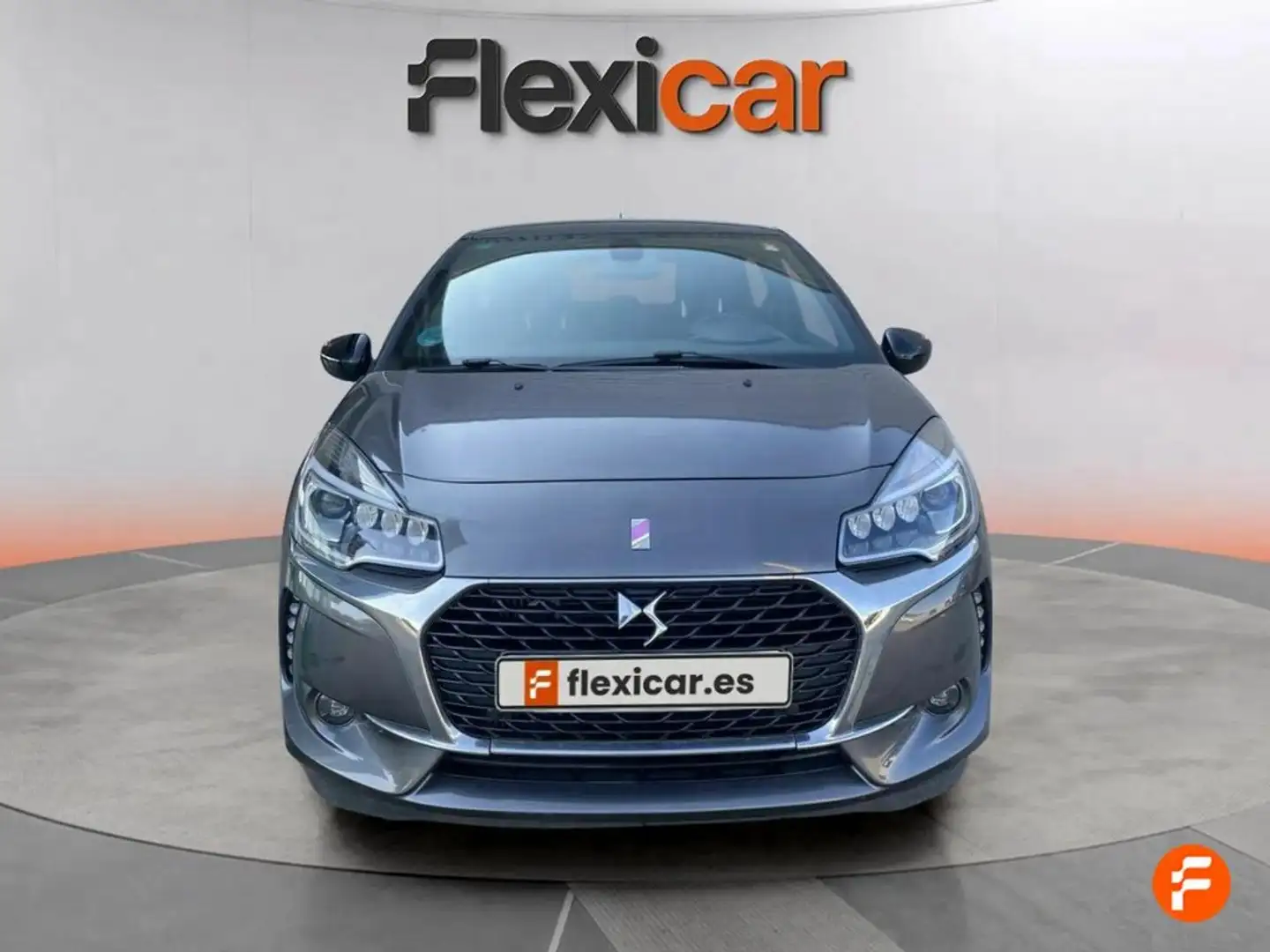 DS Automobiles DS 3 PureTech 81kW EAT6 Performance Line Gris - 2