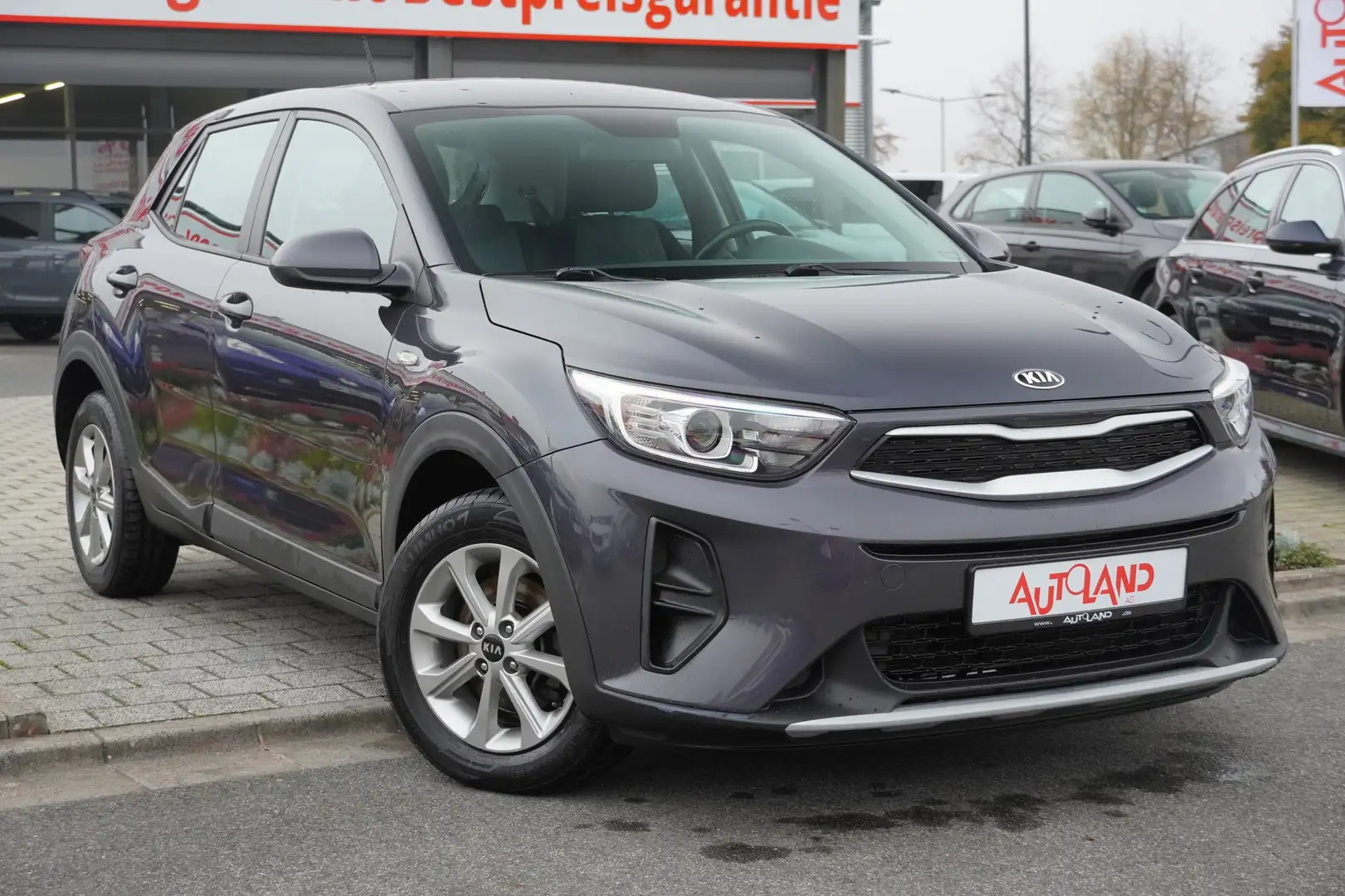 Kia Stonic 1.2 Klima Sitzheizung Lenkradheizung PDC Gris - 2