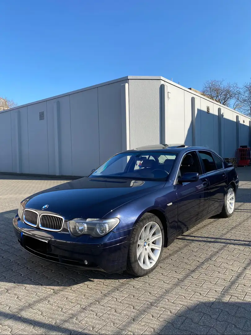 BMW 745 745i Bleu - 2