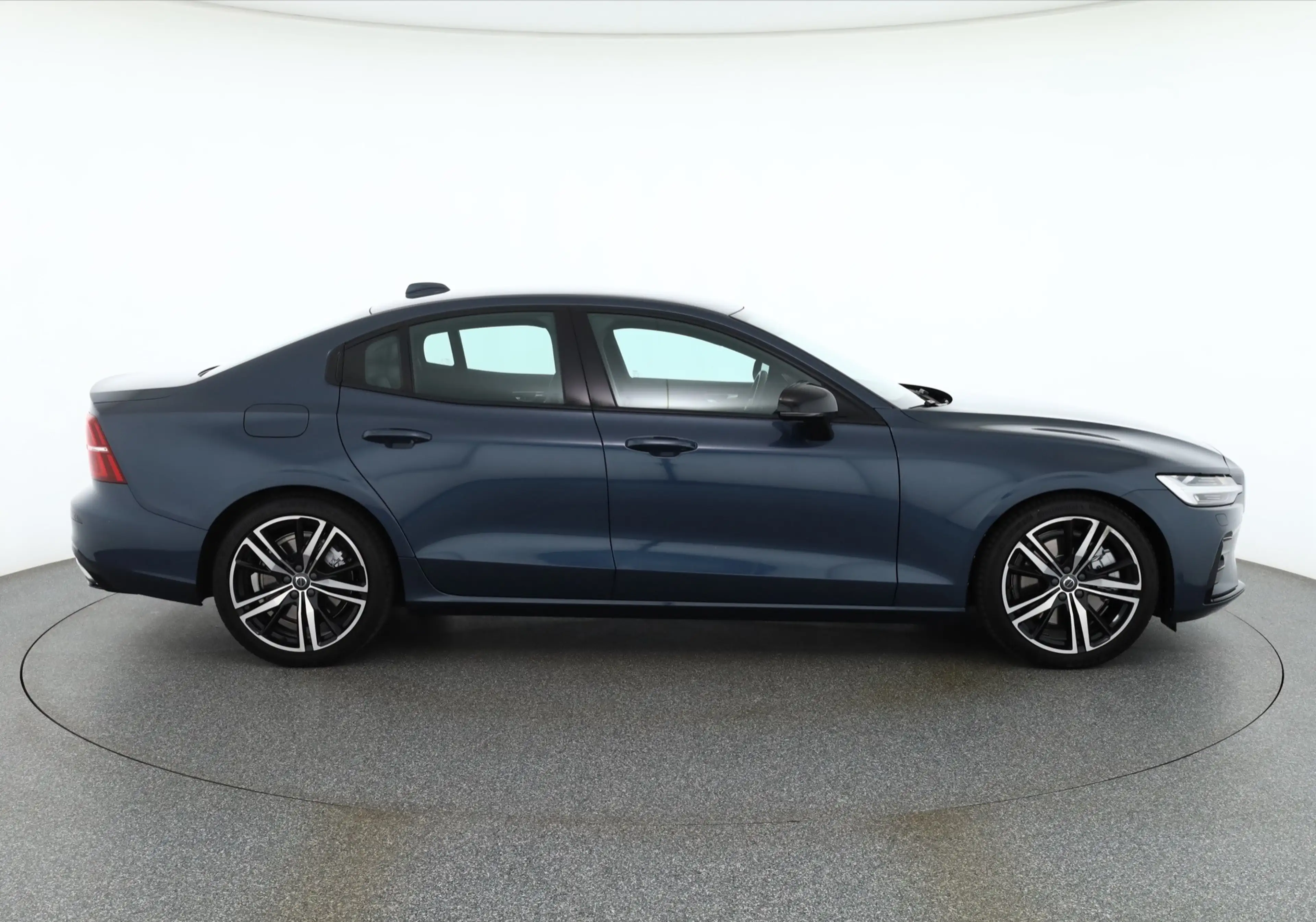 Volvo S60 T5 R Design LED Navi Kamera ACC Keyless H&K — photo 6