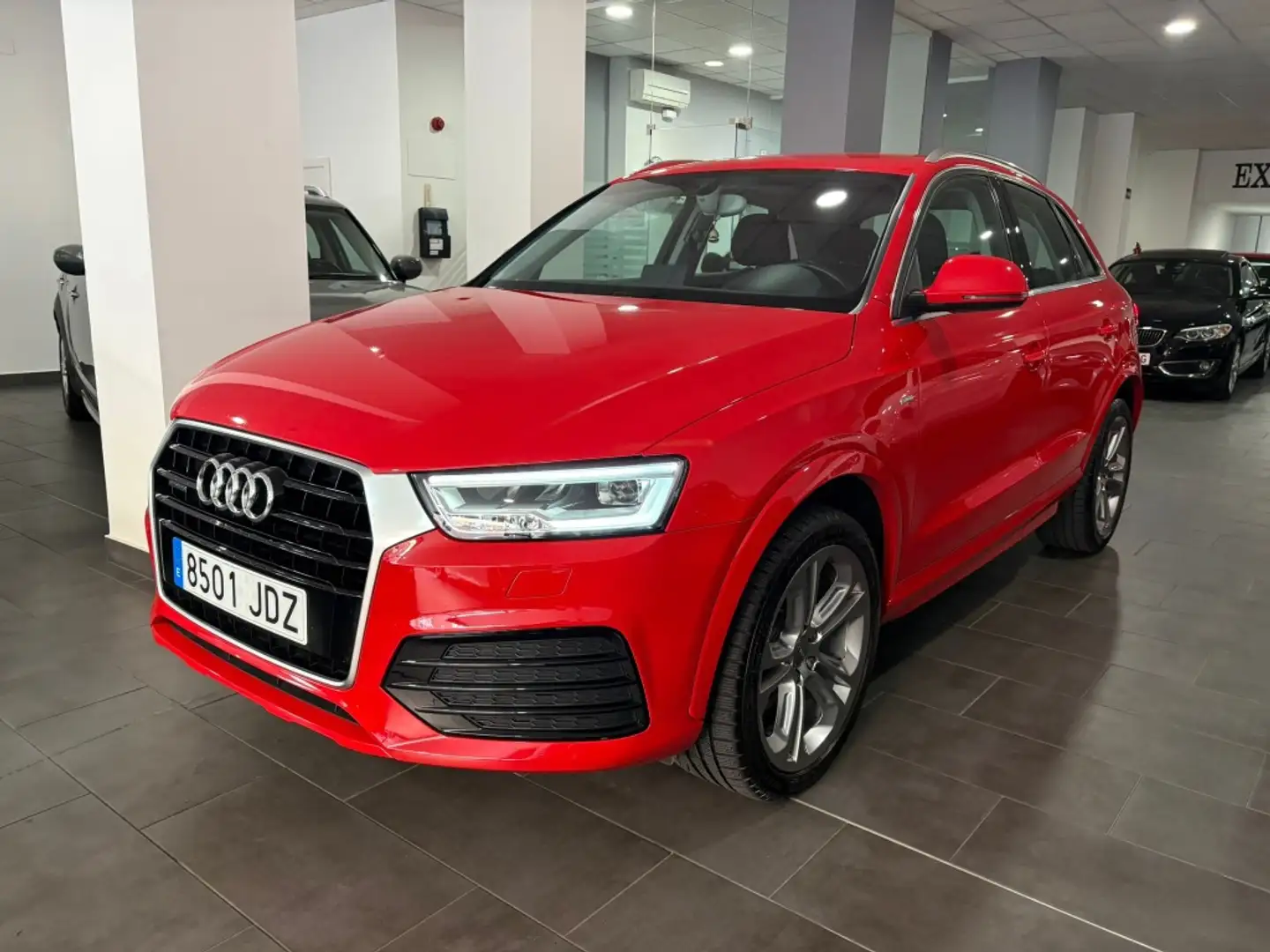 Audi Q3 2.0TDI Design edition quattro S tronic 110kW Rojo - 1