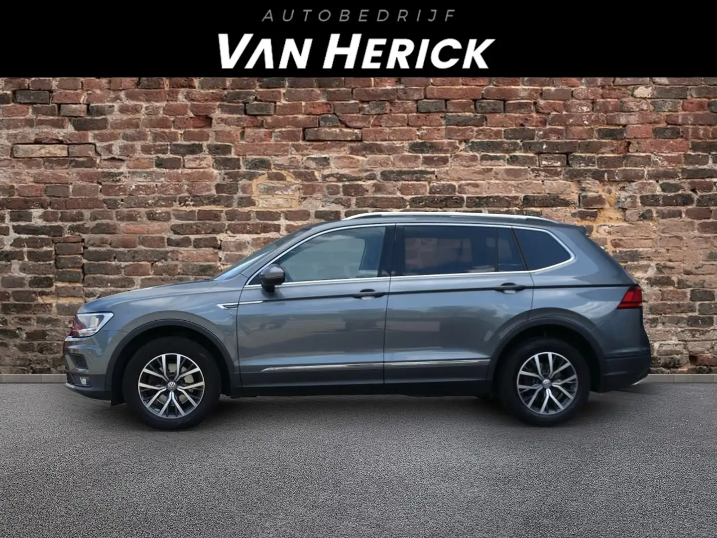 Volkswagen Tiguan Allspace 1.4 TSI Comfortline 7 zitter | Trekhaak | Nette st Grijs - 2