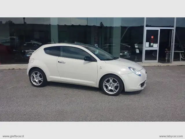 Alfa Romeo MiTo 1.3 JTDm-2 95 CV S&S DISTINTCIVE