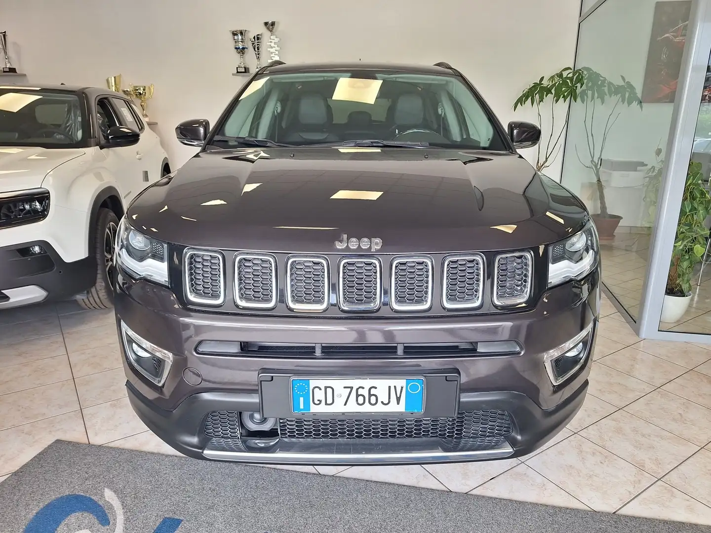 Jeep Compass 1.6 mjt Limited 2wd 120cv my20 Gris - 2