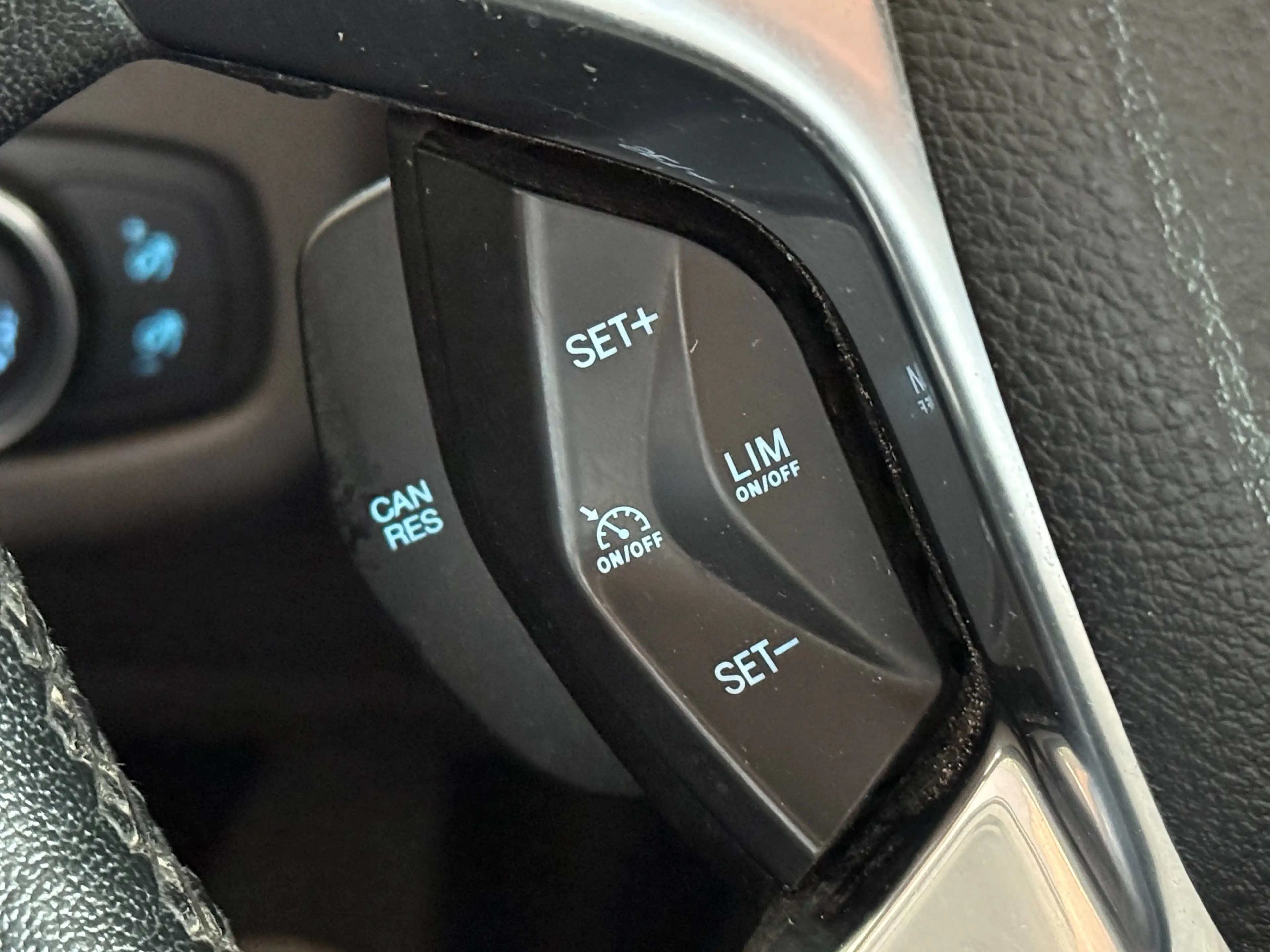 Ford Transit Connect Kasten-Lang Einparkhilfe+5-Sitze+2-Schriebetüren+1.Besitz — photo 7