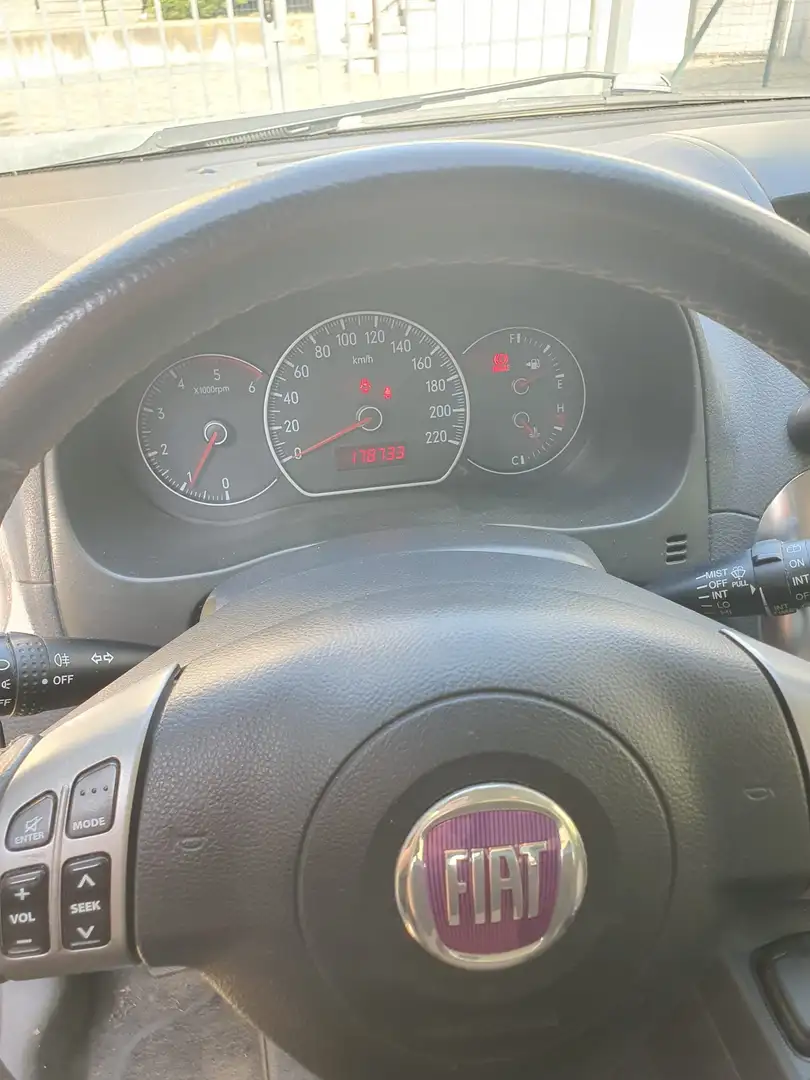 Fiat Sedici Sedici 1.9 mjt Dynamic 4x4 120cv Negru - 2