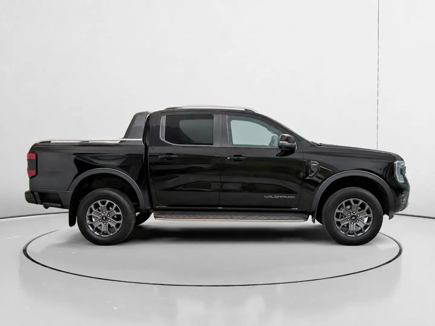 Ford Ranger Doble Cabina 3.0EcoBlue V6 S&S Wildtrak Aut Negro - 2