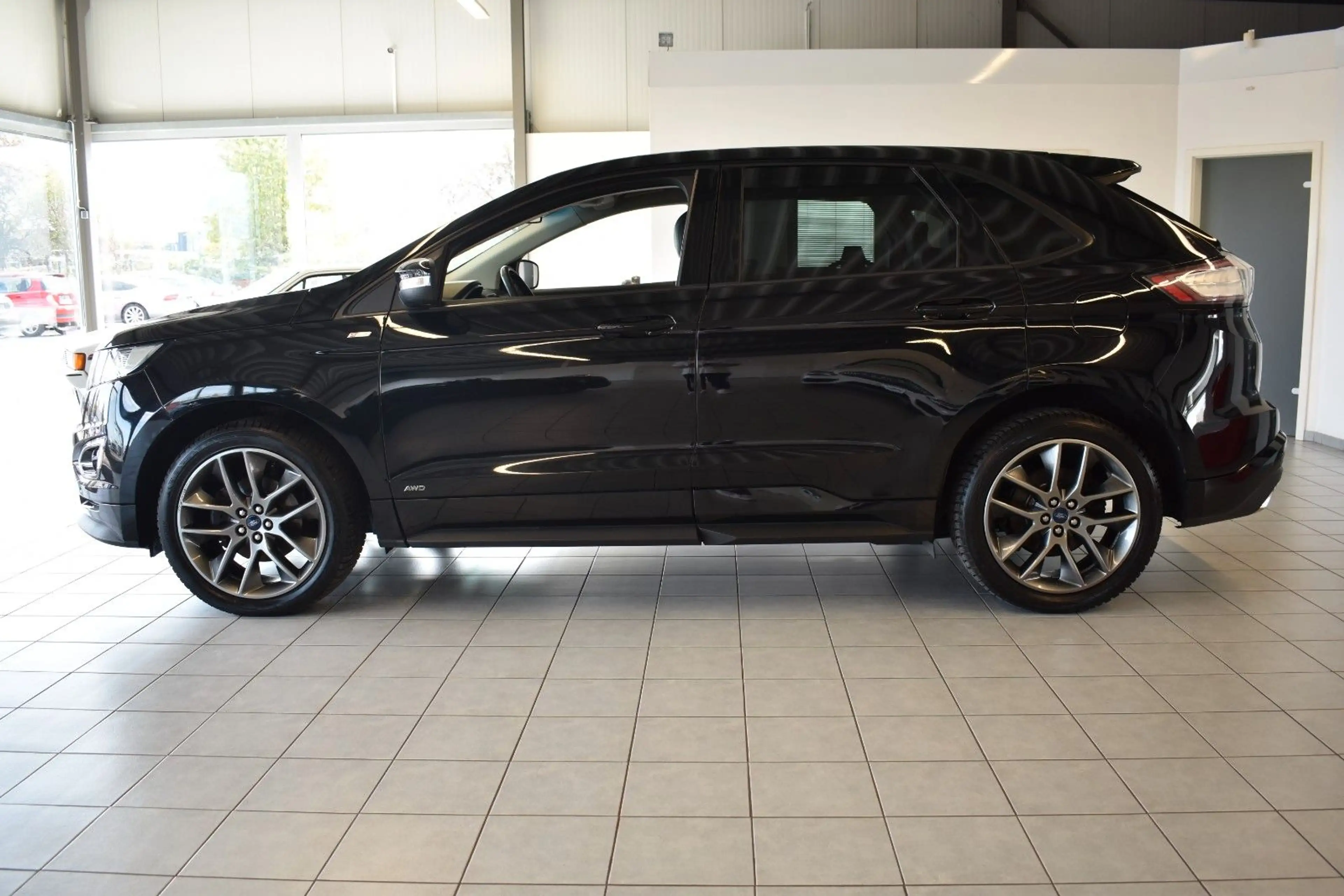 Ford Edge ST-Line 4x4/NAVI/CARPLAY/KEYLESS/SHZ/AHK — photo 4