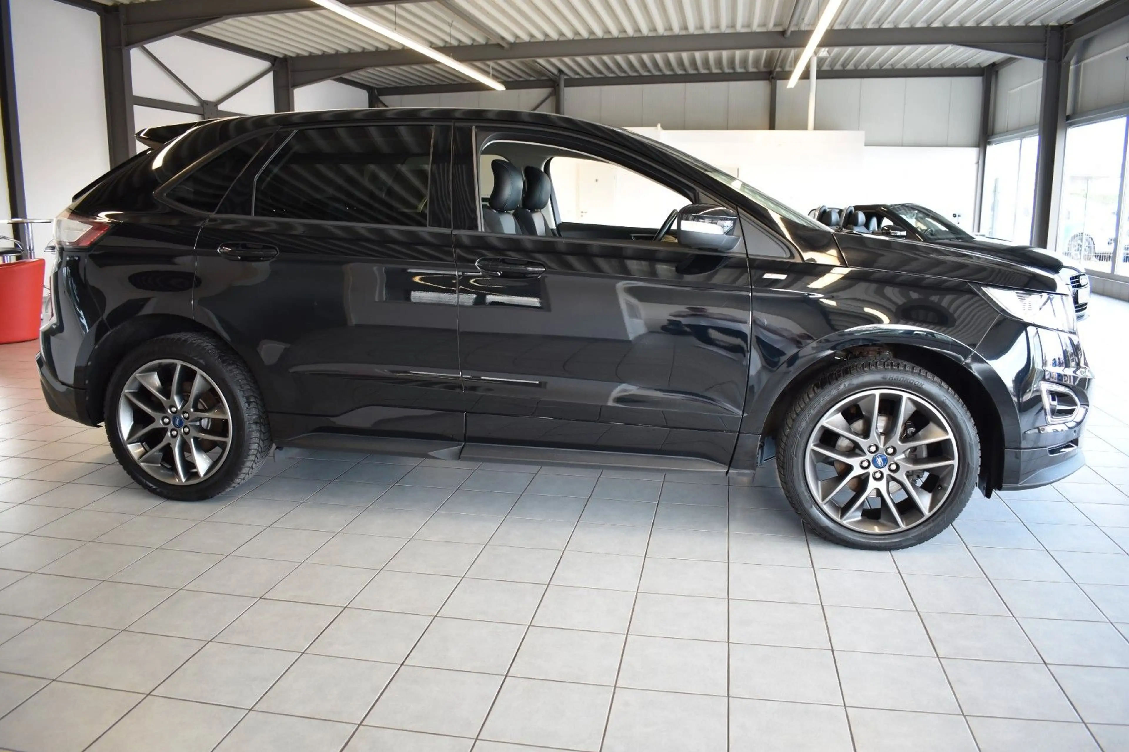Ford Edge ST-Line 4x4/NAVI/CARPLAY/KEYLESS/SHZ/AHK — photo 8