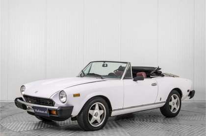 Fiat 124 Spider 2000 Sport