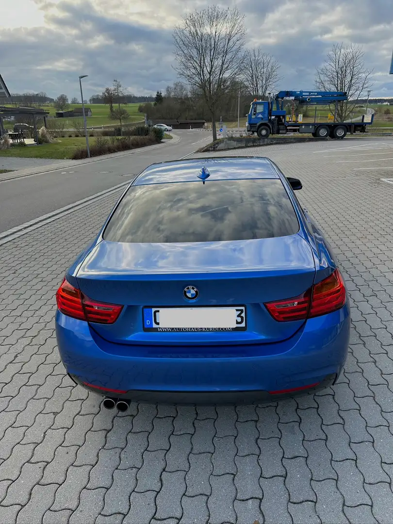 BMW 435 435d Coupe xDrive Sport-Aut. M Sport Niebieski - 2