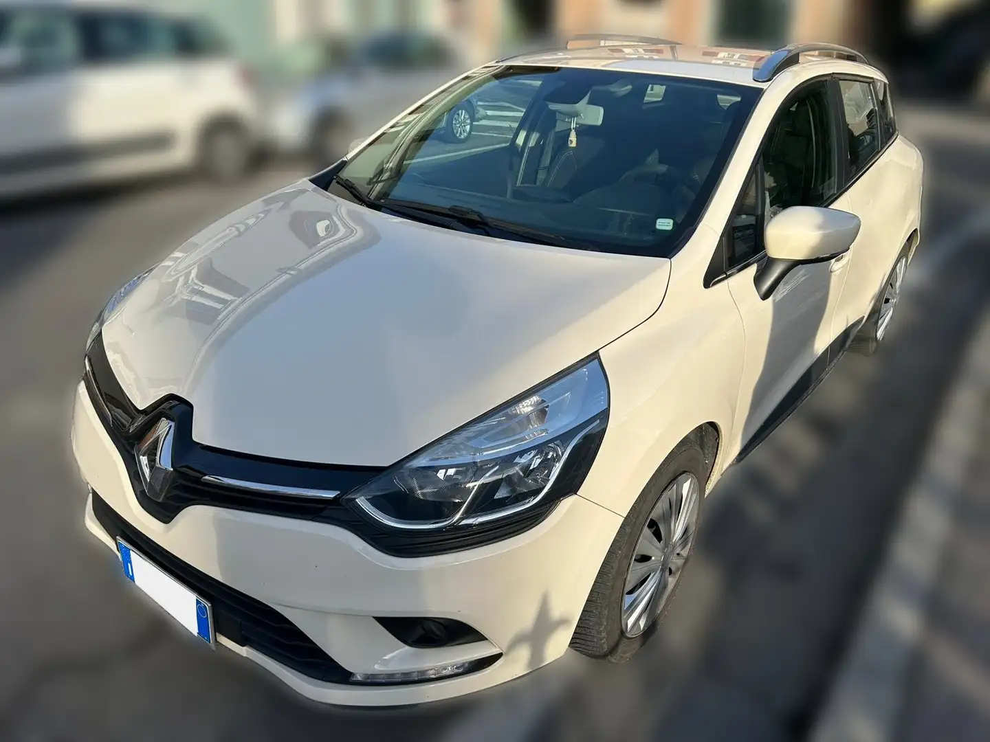 Renault Clio Sporter 0.9 tce energy 90cv ANCHE PER NEOPATENTATI Beige - 1