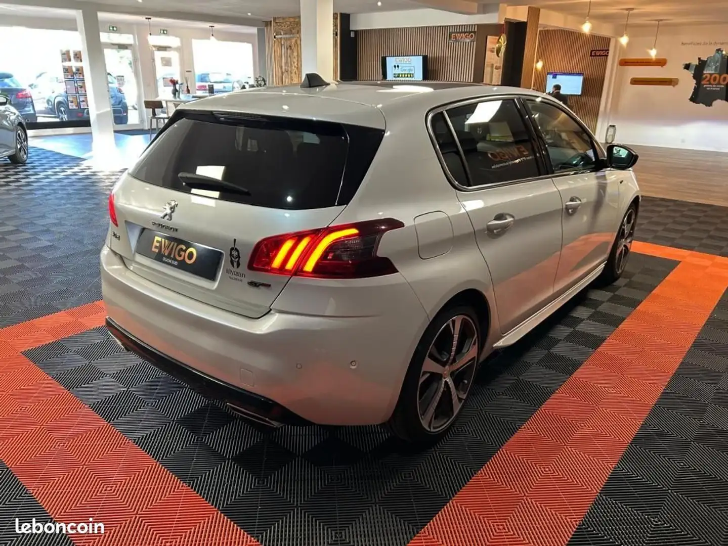 Peugeot 308 GENERATION-II 1.6 THP ESSENCE 225 GT EAT BVA START-STOP %2B TOIT PANO Blanc - 2