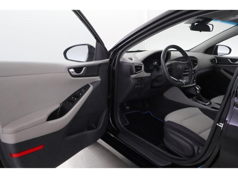 Hyundai IONIQ 1,6 GDI Trend Plug-In Hybrid +LED+NAVI+KAMERA — photo 16