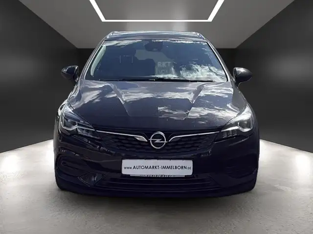 Opel Astra view 9