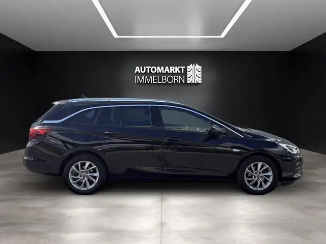 Opel Astra view 11